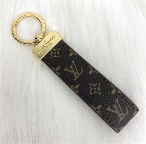 louis vuitton car keychain